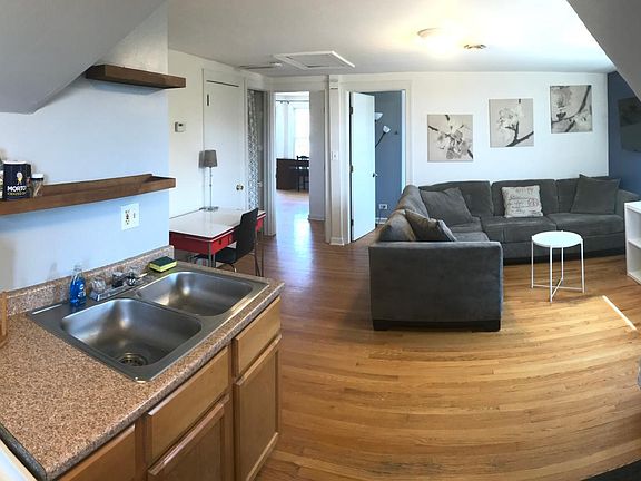 3rd image of 1810 Ashland Ave #3