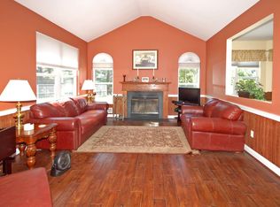 30 Clover Hill Rd, Flemington, NJ 08822