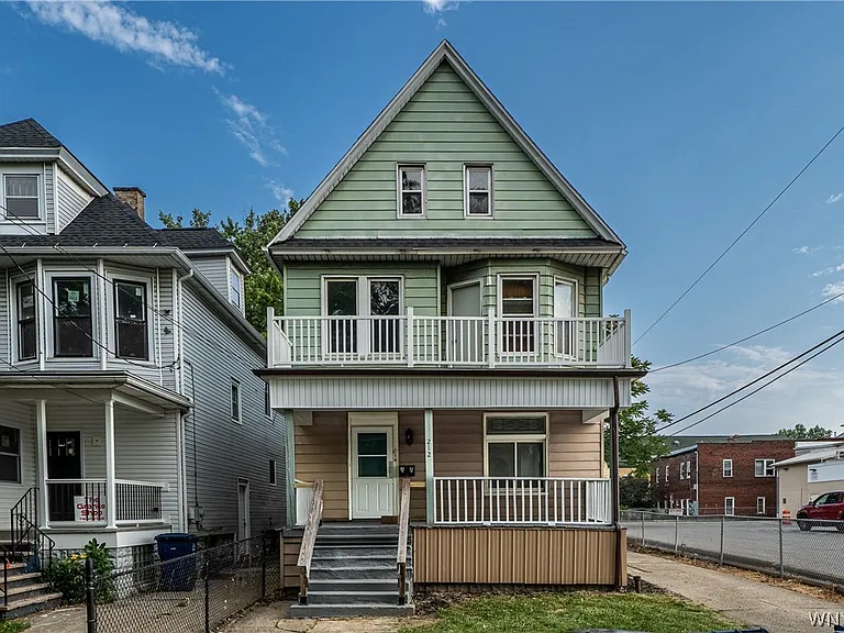 212 Lockwood Ave #UPPER — Photo 1