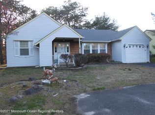 27 Ardmore St #61, Whiting, NJ 08759