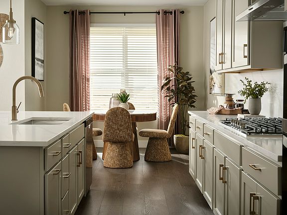 Big Sky Seven Eating Nook at Barefoot Village in Firestone, CO