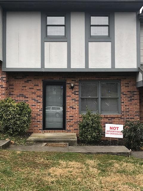1st image of 153 Oakcrest Cir