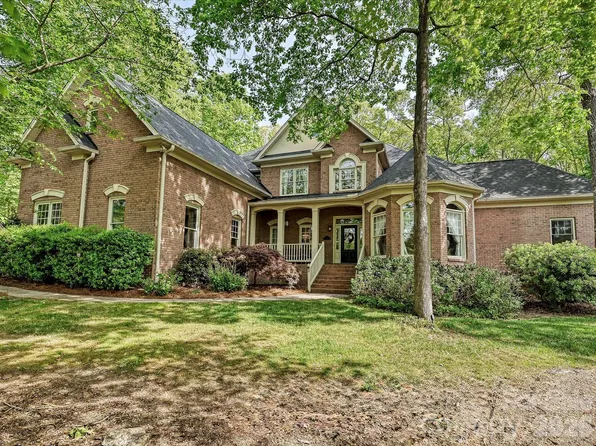 2117 Sandy Pond Ln, Waxhaw, NC 28173