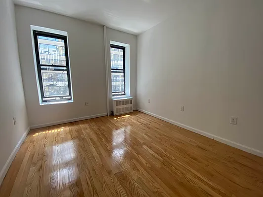 Rented by Bond New York | media 3