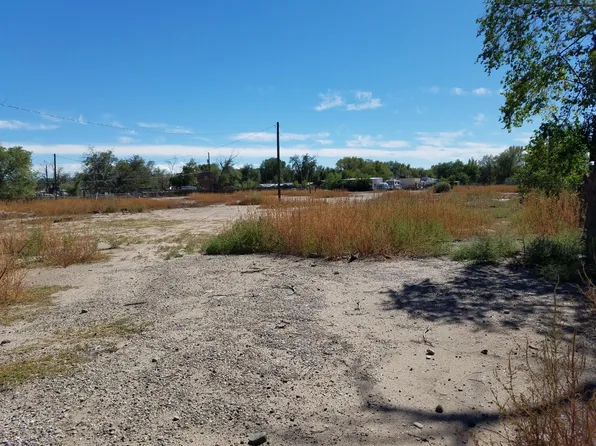 152 Willow Rd NW, Albuquerque, NM 87107