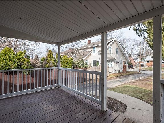 3rd image of 30 Palmetto Ave