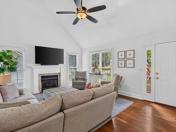 5th image of 5933 Riley Rd