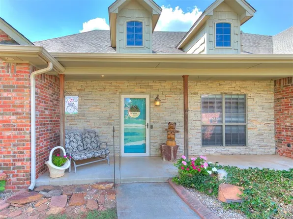 3393 Creek View Ct, Newcastle, OK 73065