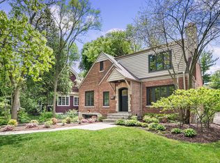 1166 Wade St, Highland Park, IL