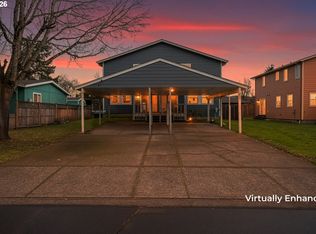 215 Smith Loop, Springfield, OR 97478