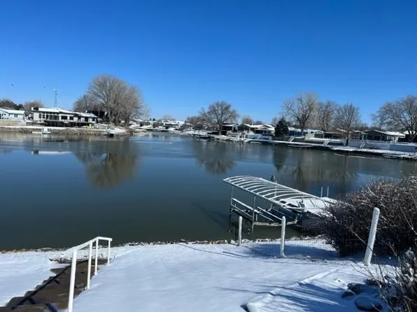 131 Lakeview Acres Dr #14D, Elwood, NE 68937