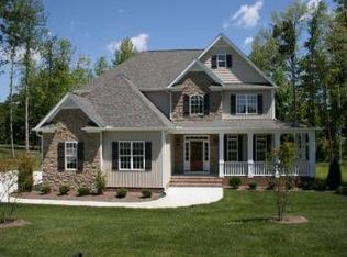 90 Red Rock Ridge Dr, Youngsville, NC 27596