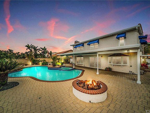 Pool & Fire Pit.