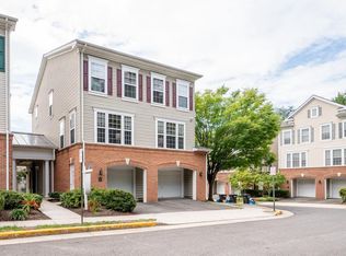 7055 Huntley Run Pl #119, Alexandria, VA 22306