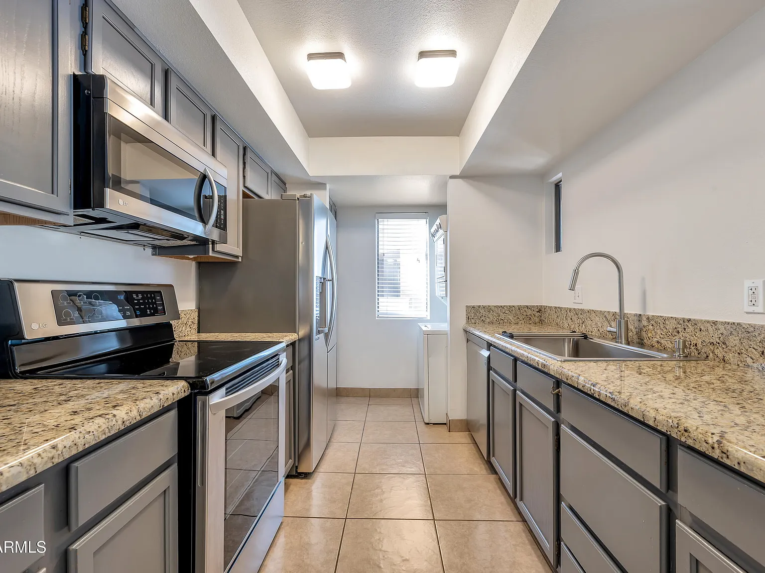 2 bed, 1266 sqft, $1,950 — Photo 4