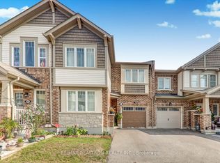 1023 Dragonfly Ave, Pickering, ON L1X 0E9