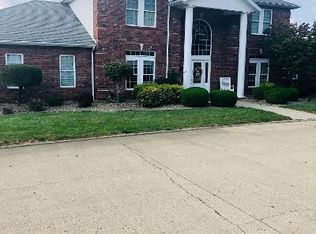30 Hidden View Ln, Moundsville, WV 26041