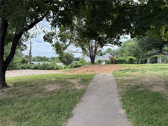 4th image of 8 Ocoee Cv #5
