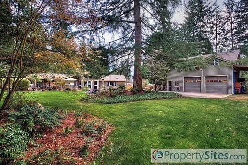 2nd image of 20942 NE 78th St