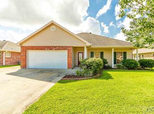 131 Wimbleton St, Houma, LA 70360