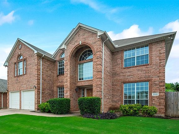 3rd image of 3946 Wisteria Ln