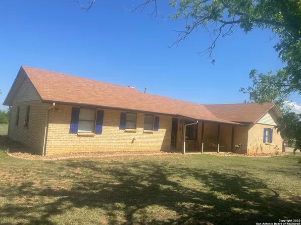 17252 W FM 2790 S, Lytle, TX 78052