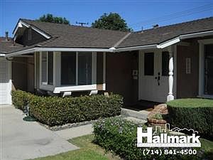 4th image of 1715 W Park Ln