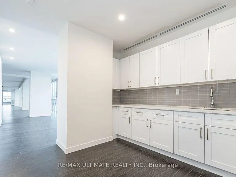 128 King St N #710 — Photo 25