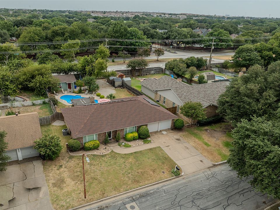 1st image of 4128 Longleaf Ln