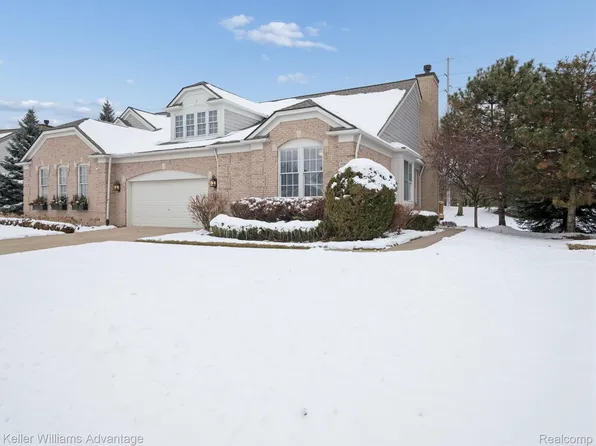 44845 Aspen Ridge Dr, Northville, MI 48168