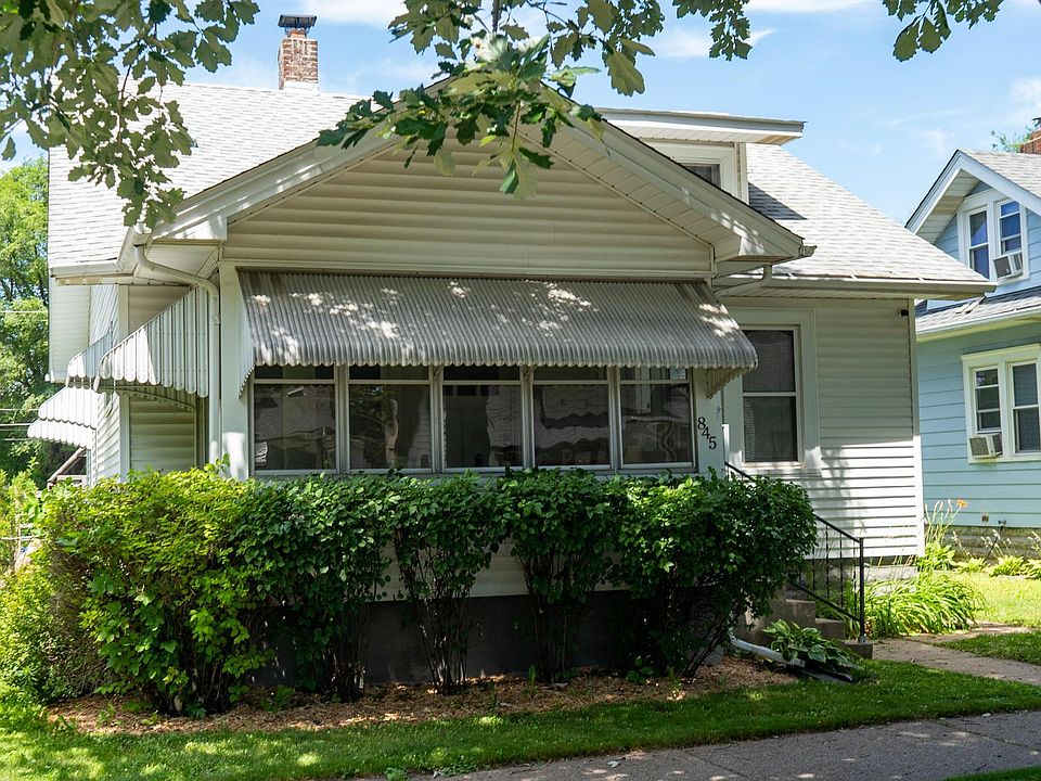 1st image of 845 Rose Ave E