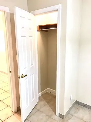 Rented by Amorelli Realty | media 22