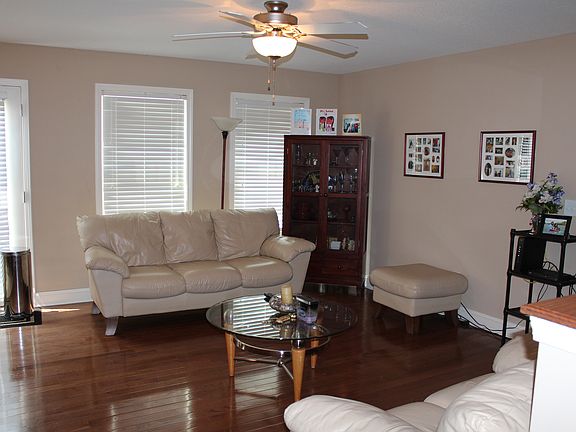 5th image of 2053 Summerfield Ln