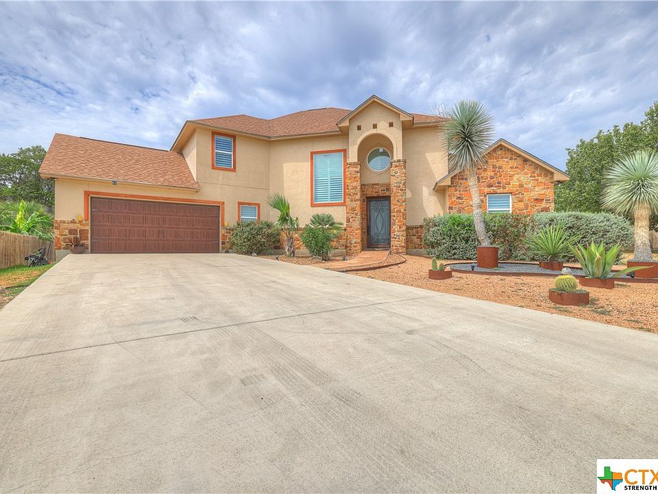 1st image of 835 Lodge Creek Dr