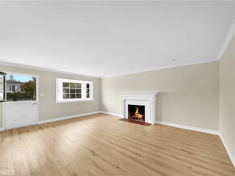 406 Jasmine Ave — Photo 6