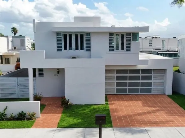 9514 Via Borinquen, Toa Baja, PR 00949