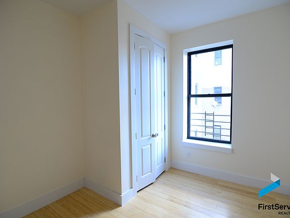 3rd image of 125 Brighton 11th St APT 4H