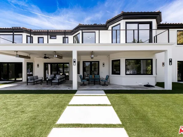 5474 Amber Cir, Calabasas, CA 91302