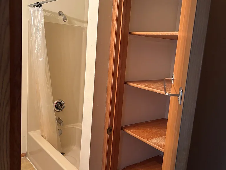 4331 W Tripoli Ave #B — Photo 5