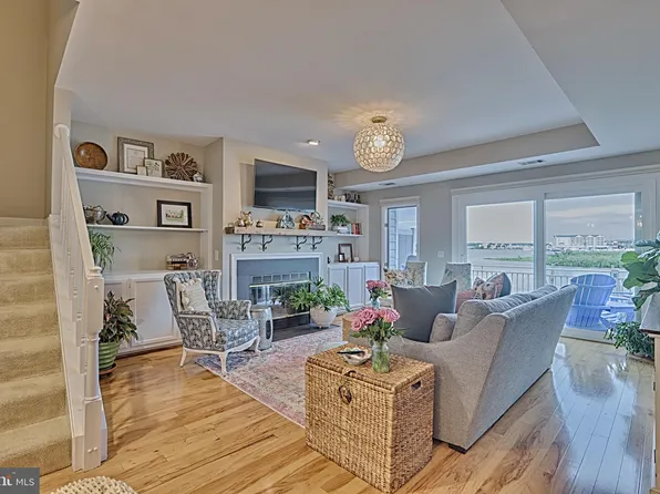 606 Oyster Cove Dr, Grasonville, MD 21638