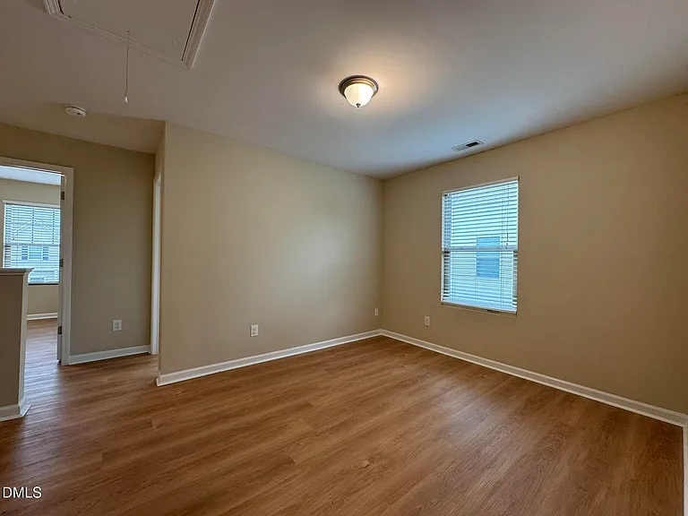 4478 Middletown Dr — Photo 23