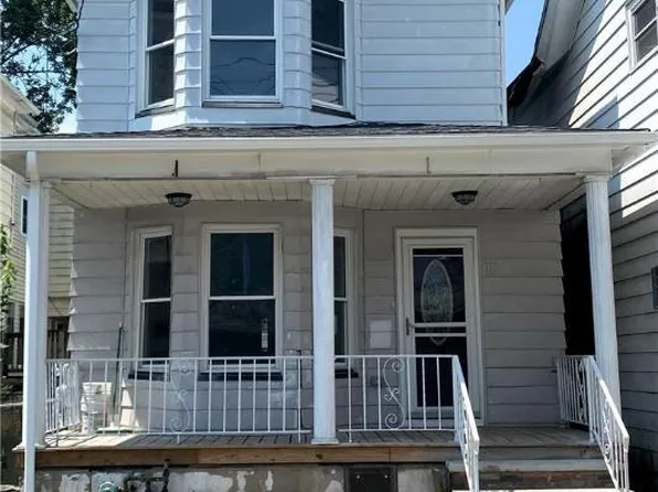 111 Center Ave, Plymouth, PA 18651