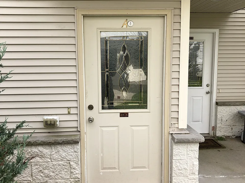 LC215A - Front Door_10072019