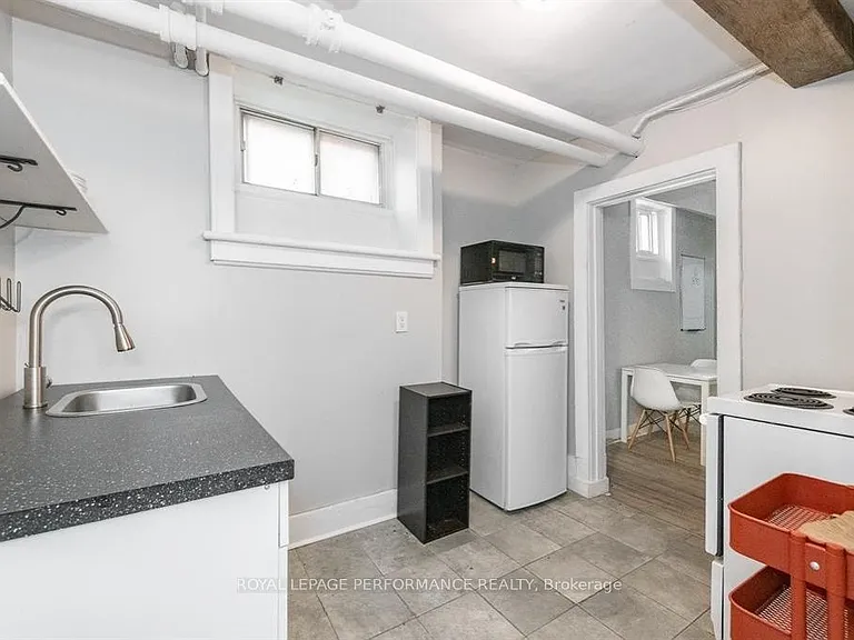 721 Cooper St #B — Photo 6