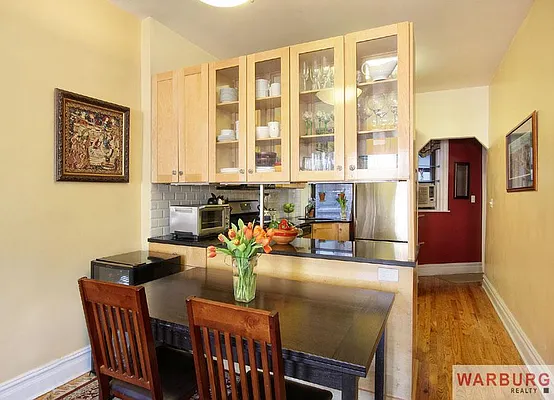 Sold by Warburg | media 16