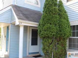 49 Tanglewood Ct, Monmouth Junction, NJ 08852