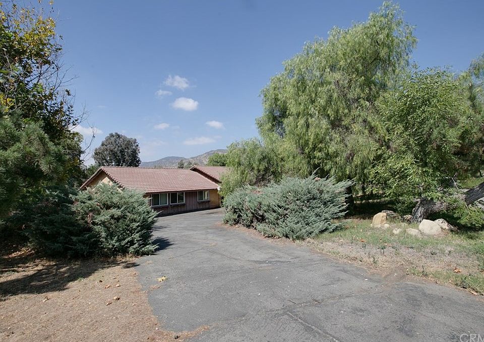 1st image of 9892 Juniper Ct
