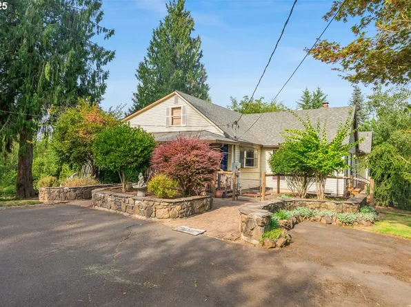 2419 NE Grandhaven St, McMinnville, OR 97128