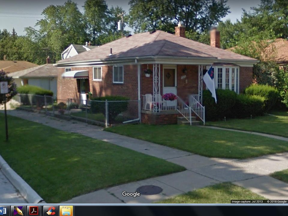 Front Corner Lot