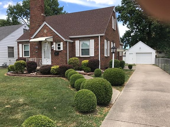 Oversized 1-Car Garage and nice landscaping